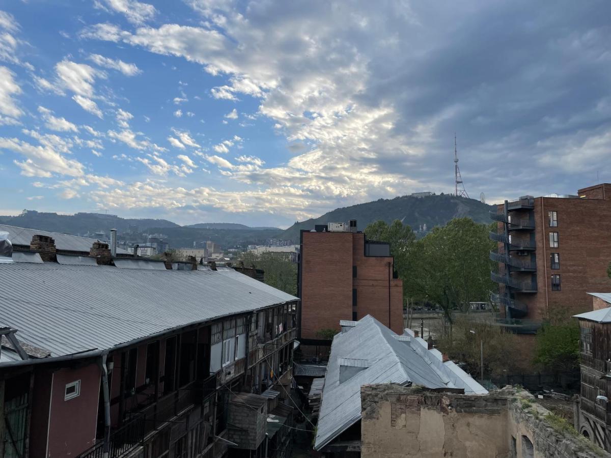 Roofs Tbilisi Exterior foto